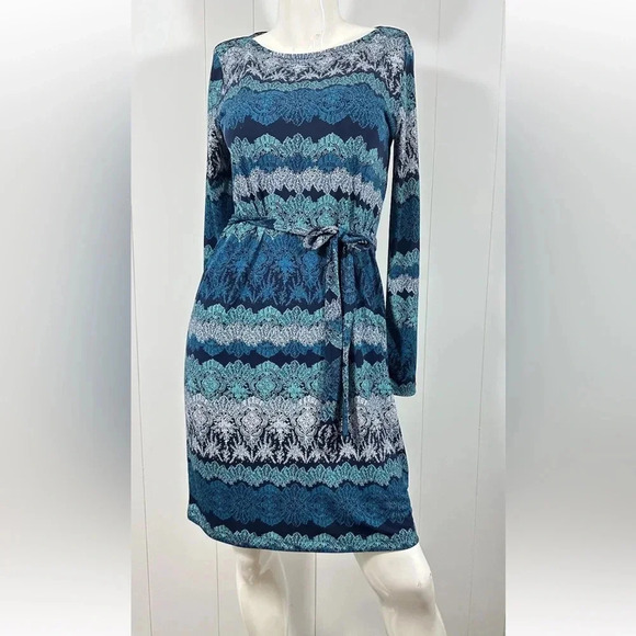 Banana Republic Dresses & Skirts - BANANA REPUBLIC Blue Black floral paisley Shift dress Waist Tie Long Sleeve Sz S